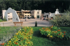 1990-8
