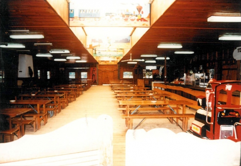 saloon interieur2